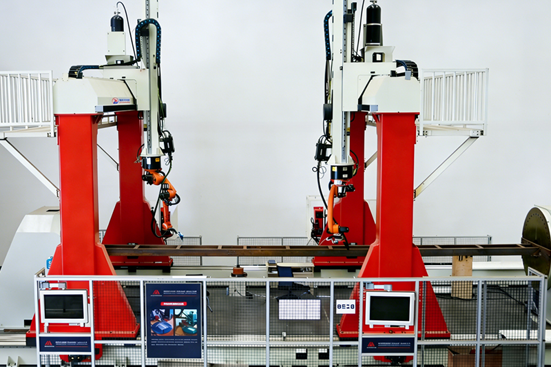 装甲车车体自动焊接系统